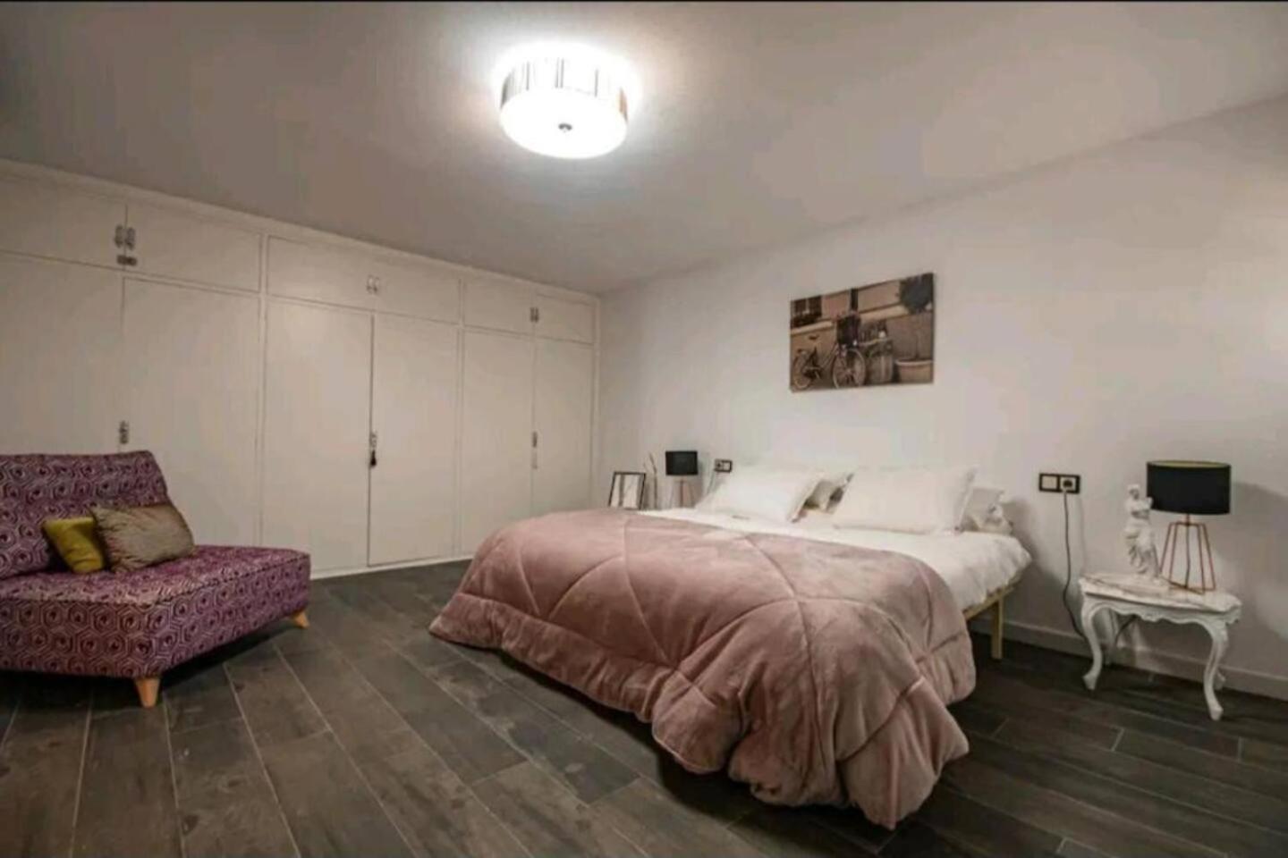 Stylish & Fully Furnished 3 Bedrooms Flat -4 Min Walk To Beautiful Beach Alicante Exterior foto